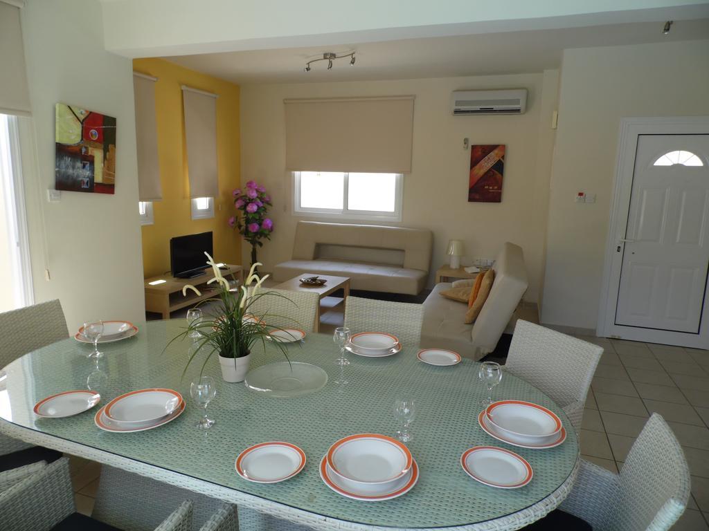 Villa Florie โปรทาราส ห้อง รูปภาพ