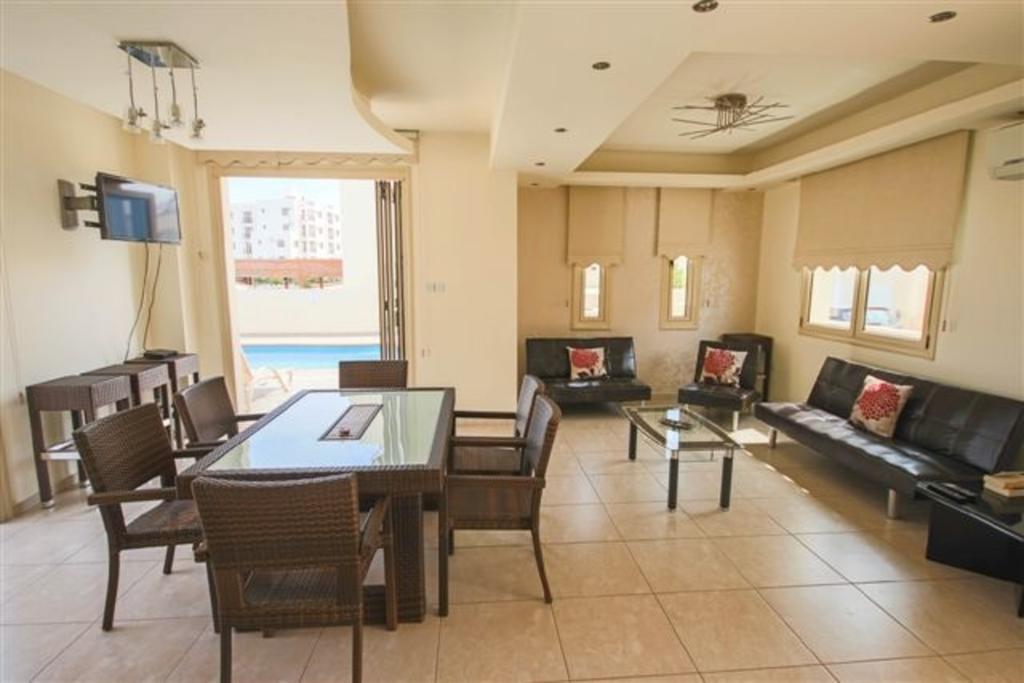 Villa Florie โปรทาราส ภายนอก รูปภาพ